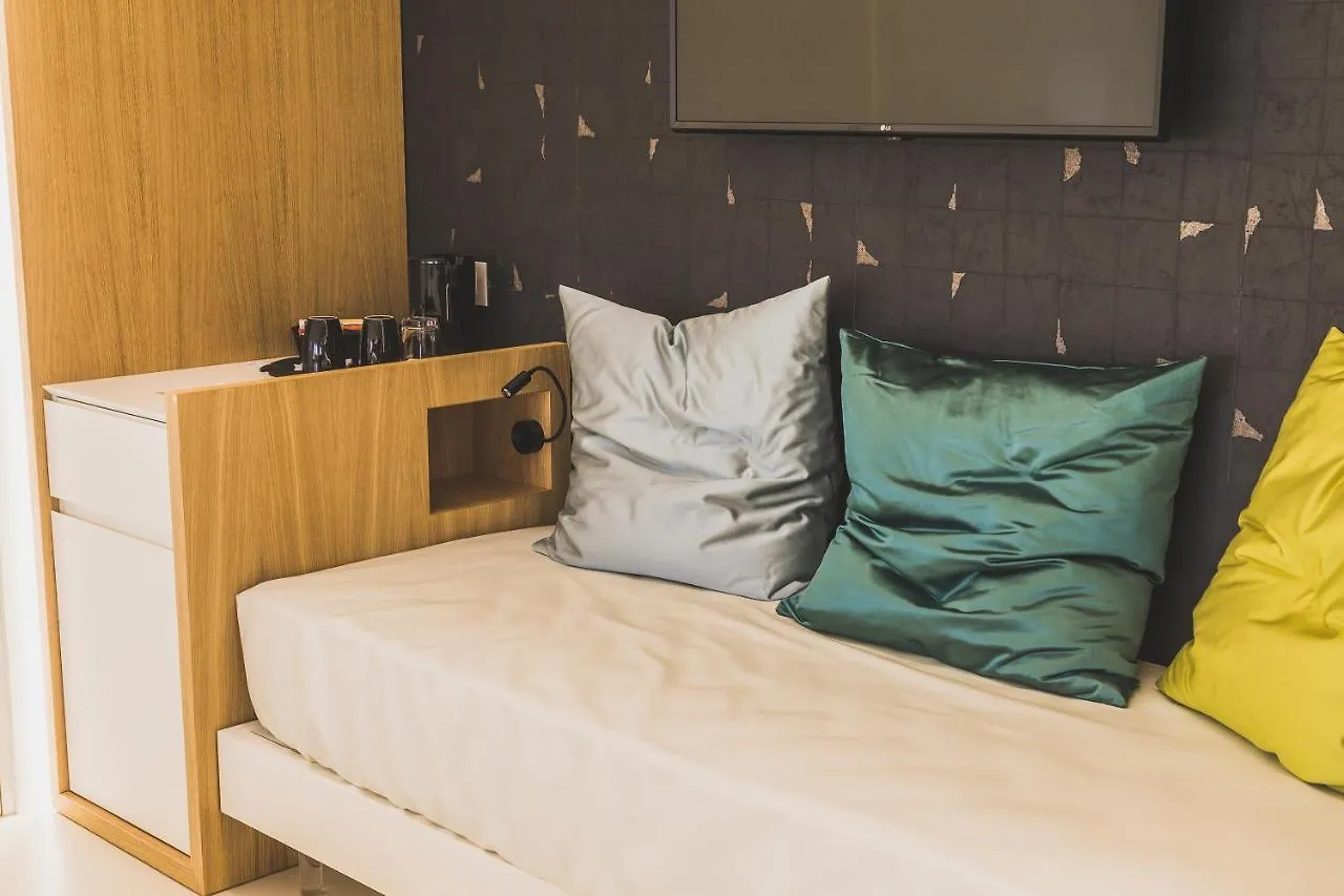 ベッド・アンド・ブレックファスト Hedone Design Experience B&B アグリジェント